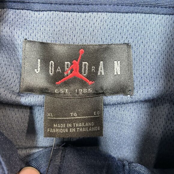 University Michigan NEW Nike Jumpman Pullover 1/4 Zip Fleece Shirt Size XL NWT - Picture 6 of 6